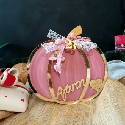 7623
